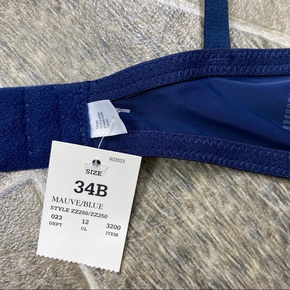 Auden Plunge Coverage Push-Up Bra - Picture 7 of 9